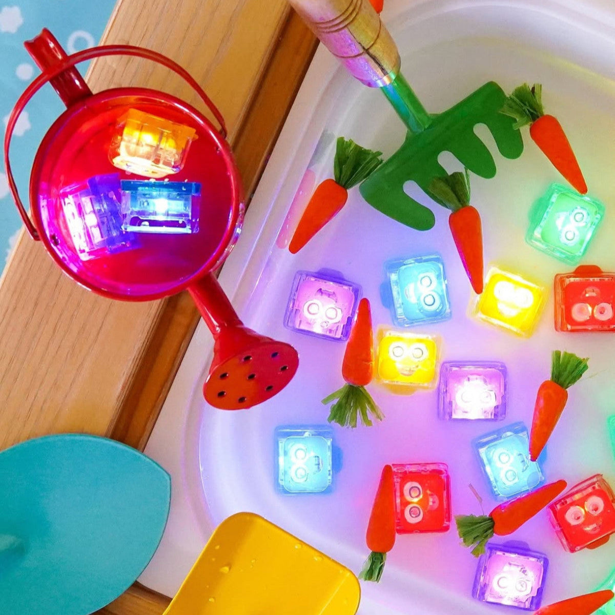 Glo Pals | Light Up Cubes | Lumi