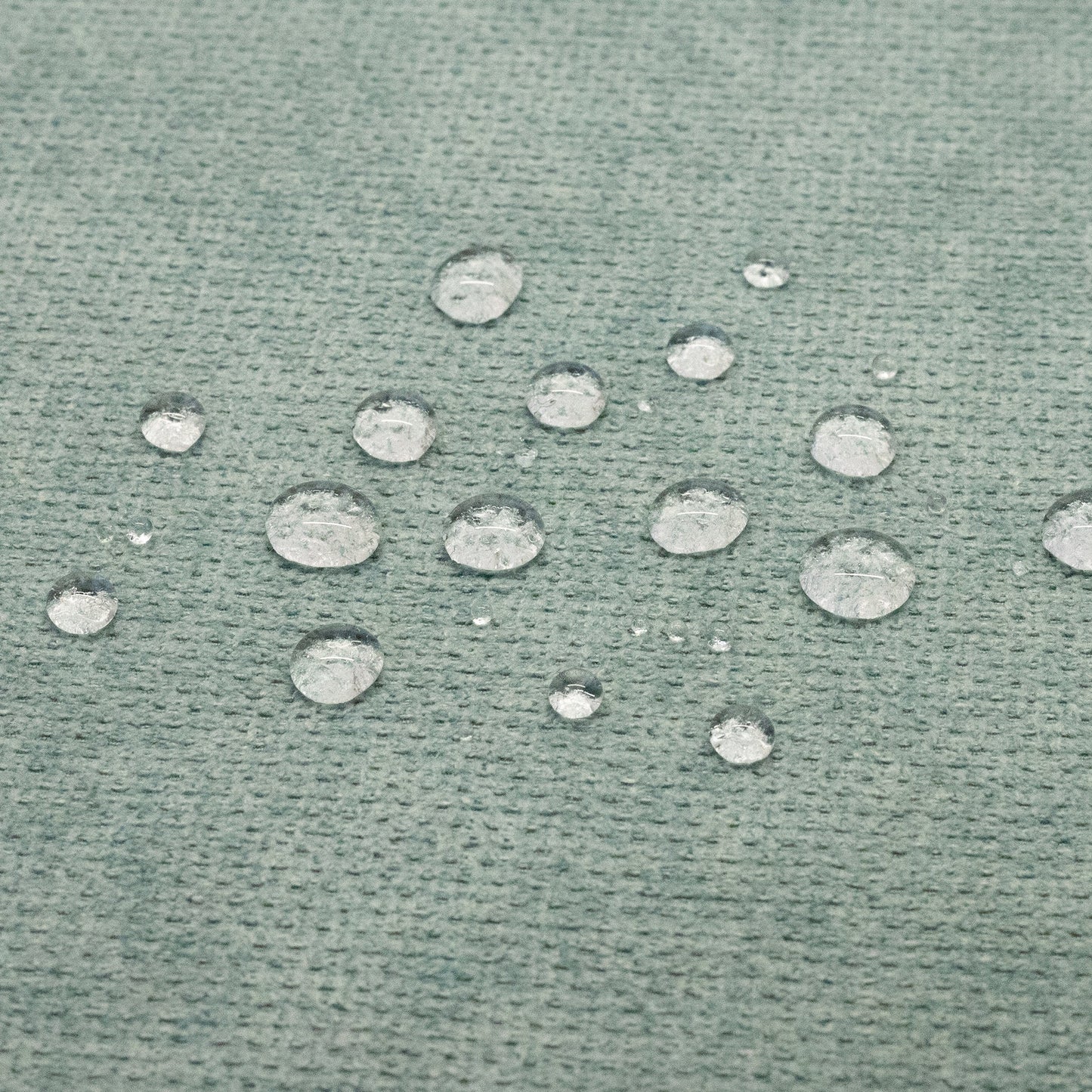 Scandinavian Stories by Marton | Speelkussen Rockme | Zwart