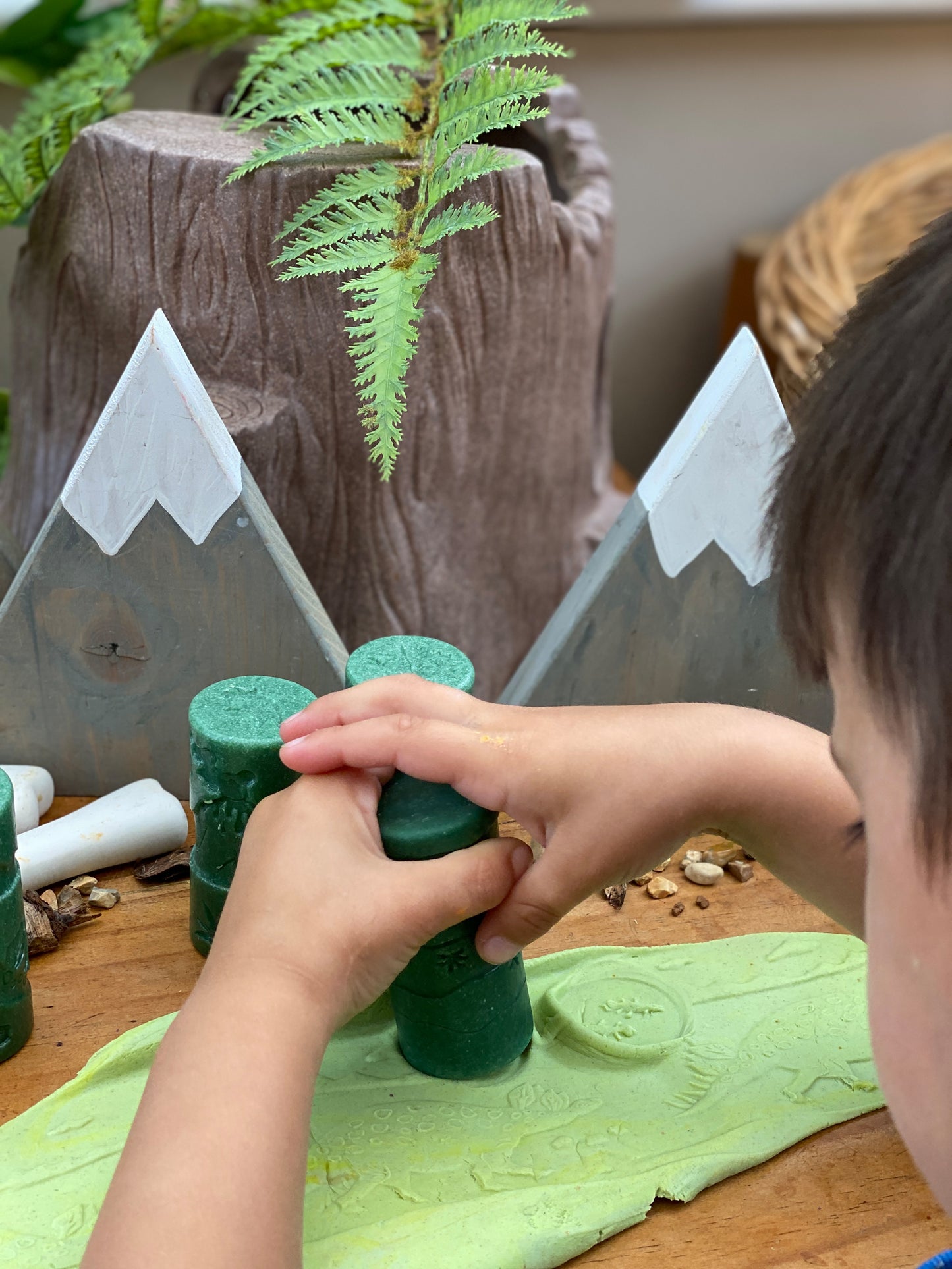 Yellow Door | Let's Roll | Dino's