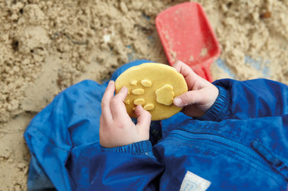 Yellow Door | Let's Investigate | Voetafdrukken | Safaridieren