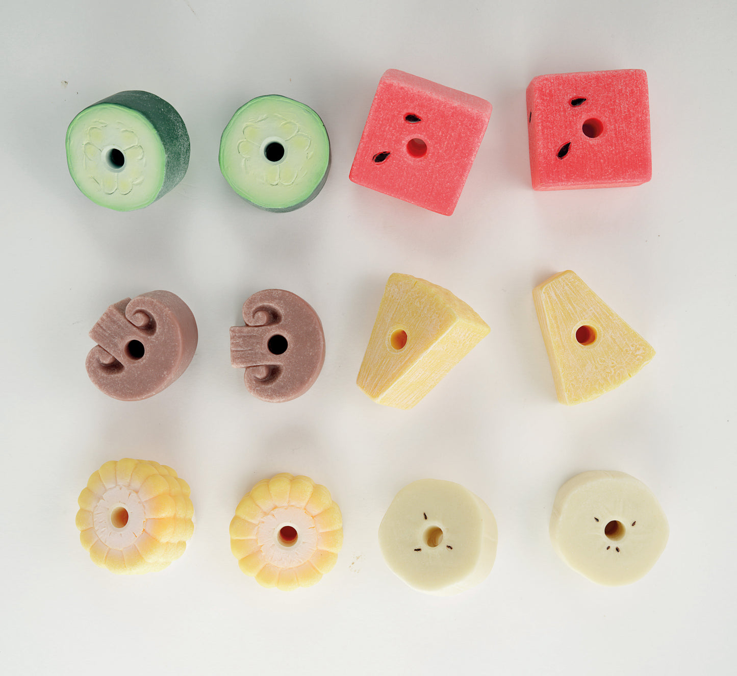 Yellow Door | Sensory Play Stones | BBQ Spiesjes