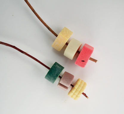 Yellow Door | Sensory Play Stones | BBQ Spiesjes