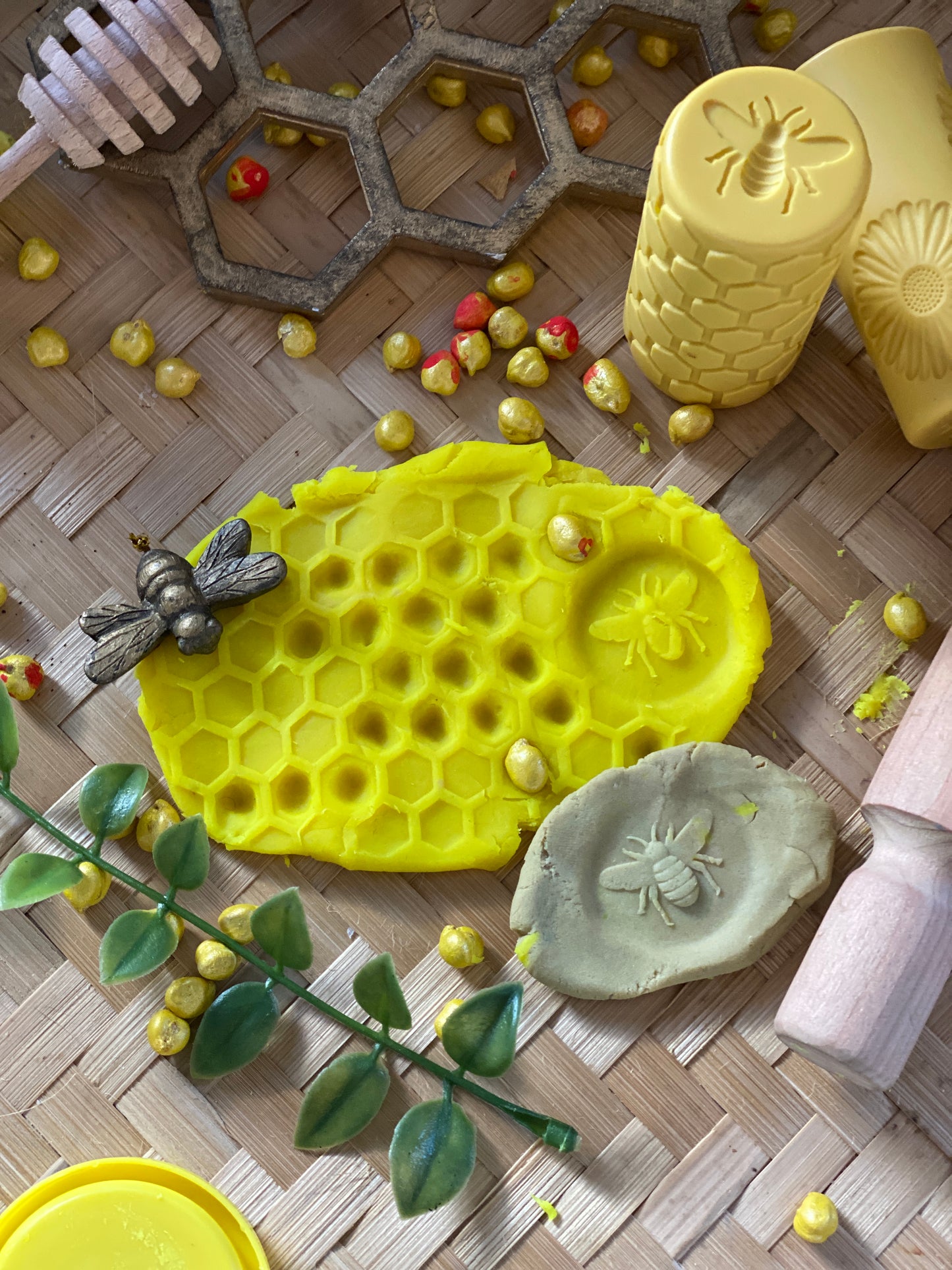 Yellow Door | Let's Roll | Tuindieren