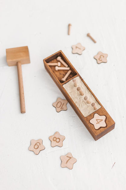 Woodinout | Hammertje Tik met Klei en Cijfers