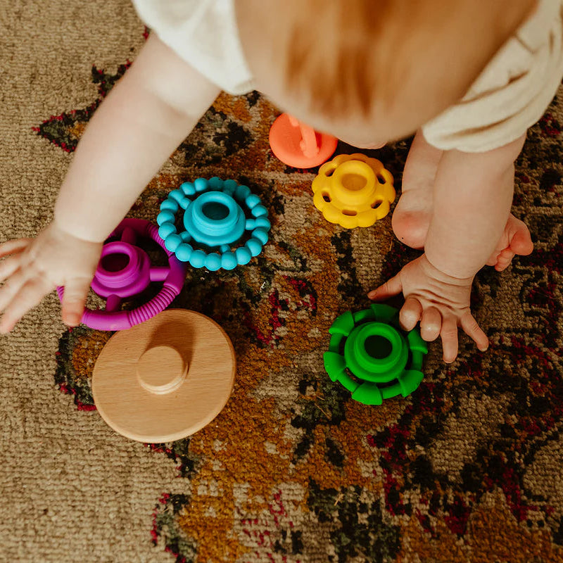 Jellystone Designs | Wobble Stapelaar & Bijtring | Regenboog