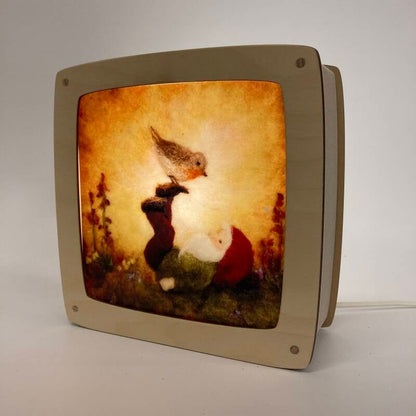 Ann Galland | Seizoensplaat | Kabouter met Roodborstje