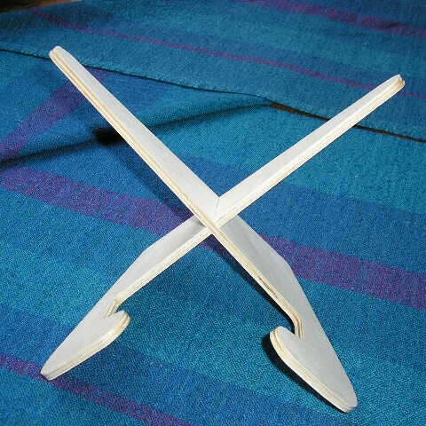 Speelbelovend | Houten Display | Middel