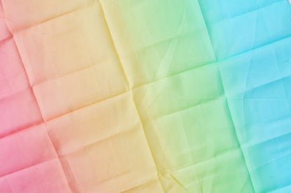 Laura's Play Cotton | Speeldoek | 90x90 cm | Pastel Regenboog