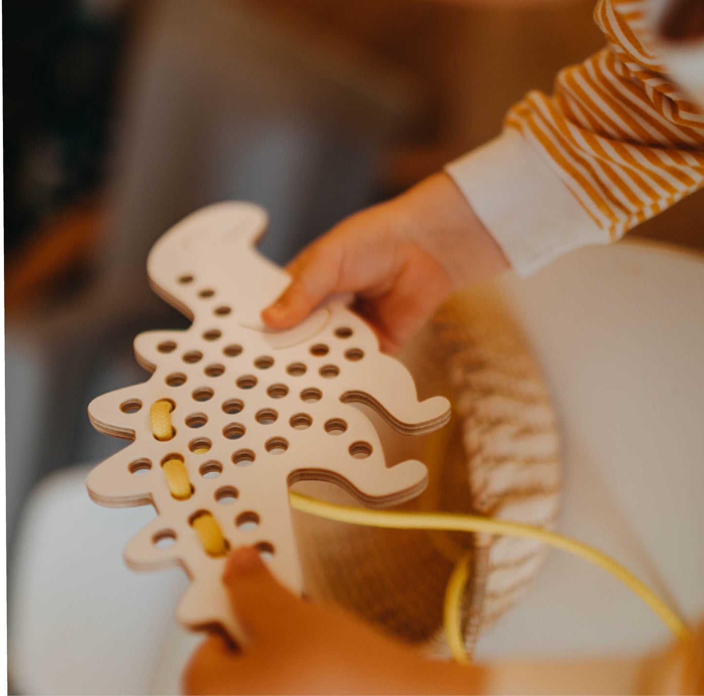 Milin | Rijgbord | Groot | T-Rex