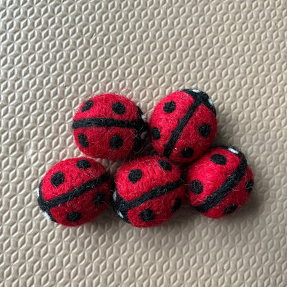 Mkiddiezz | Vilt | Lieveheersbeestje