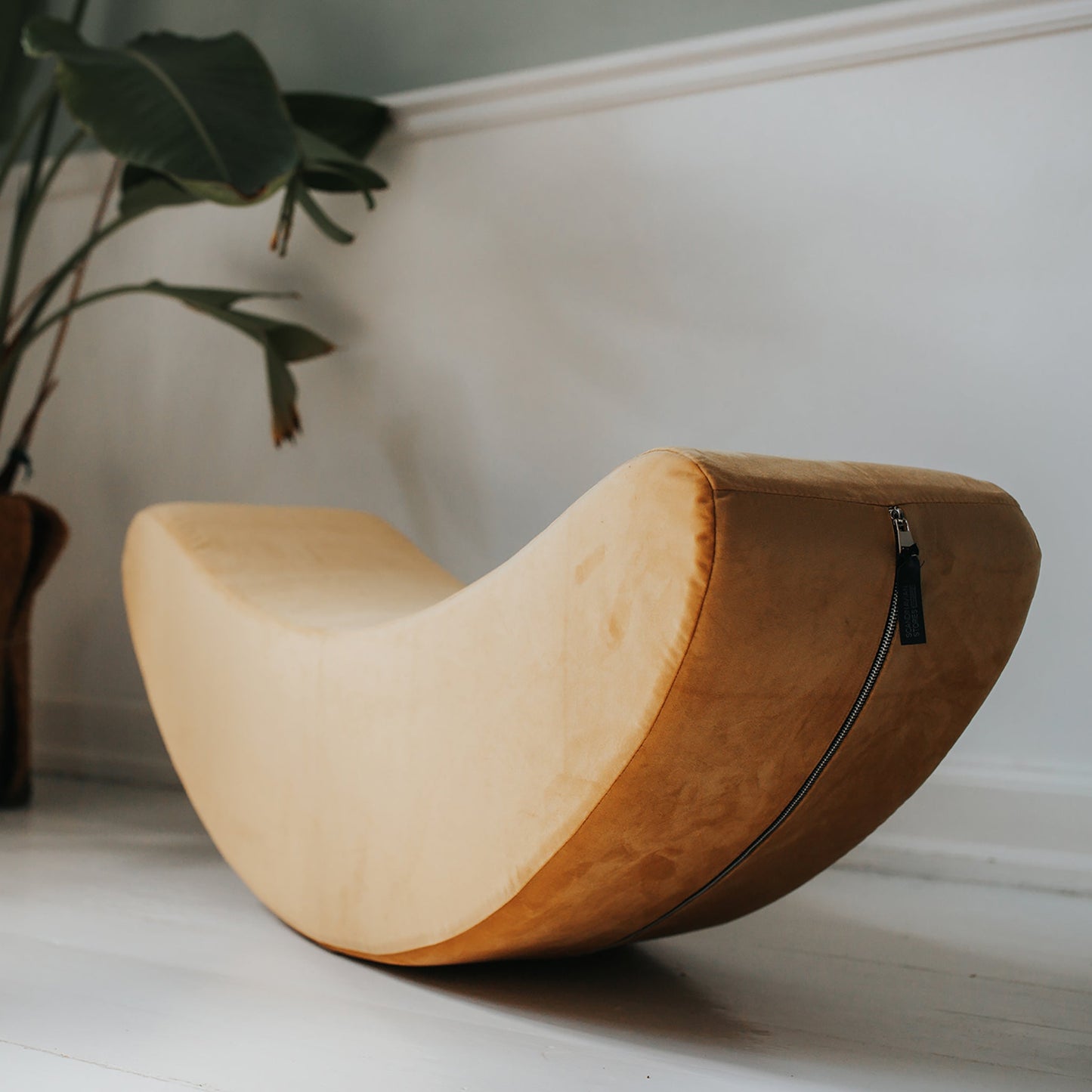 Scandinavian Stories by Marton | Speelkussen Rockana | Beige