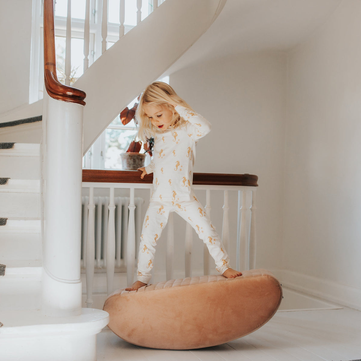 Scandinavian Stories by Marton | Speelkussen Rockme | Beige