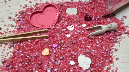 Sensoryfun | Pour & Play | Love